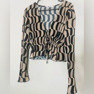 Vernacular Black‎ and Tan Patterned Blouse Size L